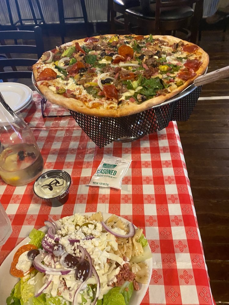 Uncle Vinny's Downtown - Roseboro