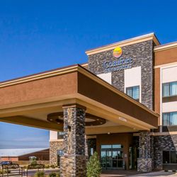 Comfort Inn Suites Moore Oklahoma City 17 Photos Hotels Photo Of Comfort Inn Suites Moore Oklahoma City Ok United
