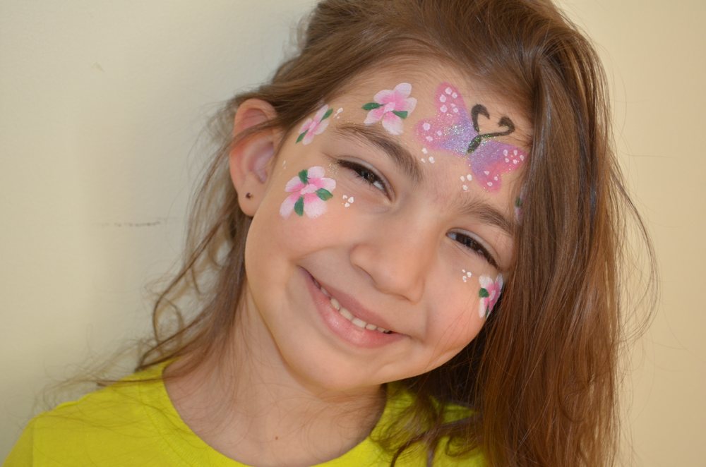 Hila Face Painting