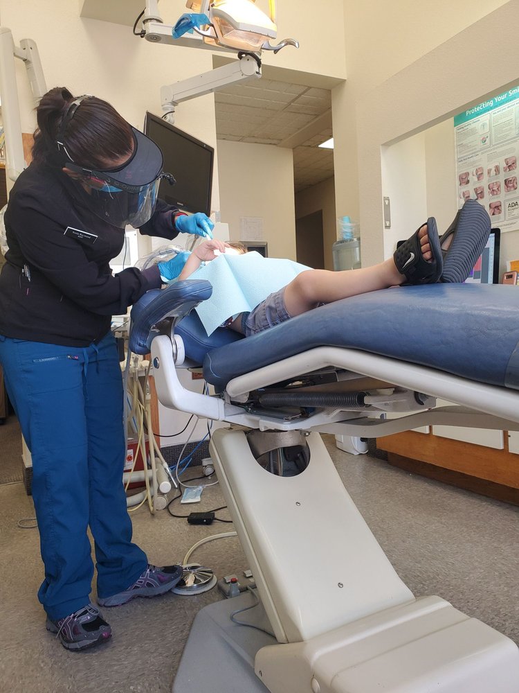 image of business Jennings & Larson Family Dentistry - Bullhead City