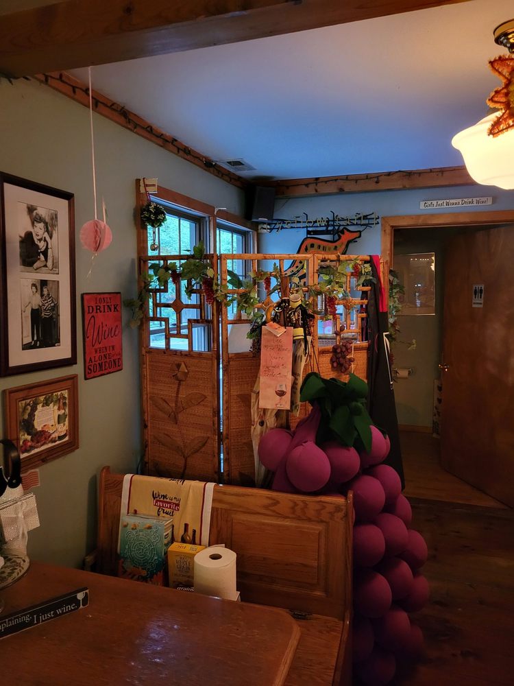 Cabernet Cafe