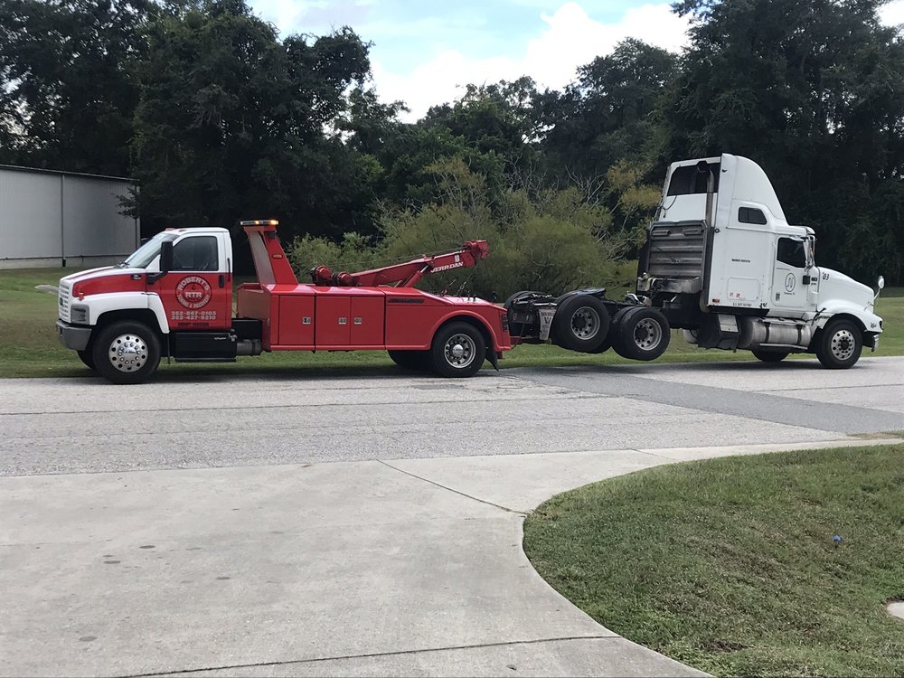 Robert's Towing & Recovery