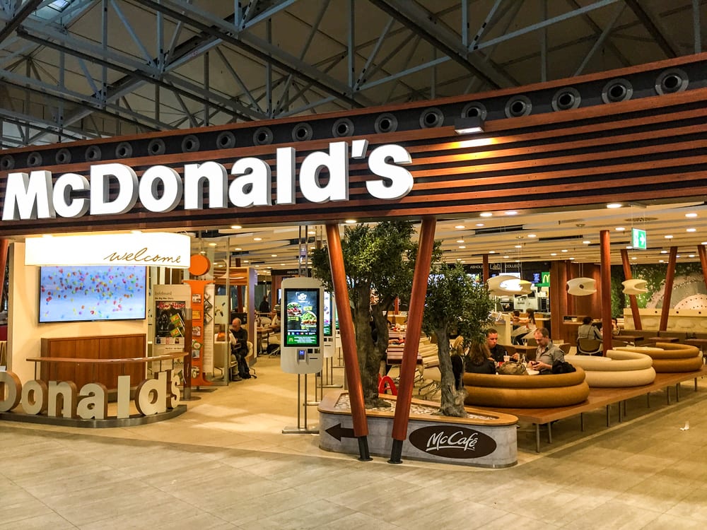 Mcdonald's Flughafen Frankfurt Terminal 2 öffnungszeiten www.yelp.com