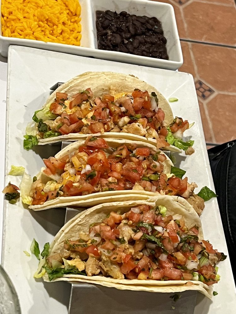 5 De Mayo Mexican Restaurant