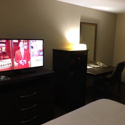 Holiday Inn Express Tuscola 22 Photos Hotels 1201 Blvd Photo Of Holiday Inn Express Tuscola Il United States King Suite