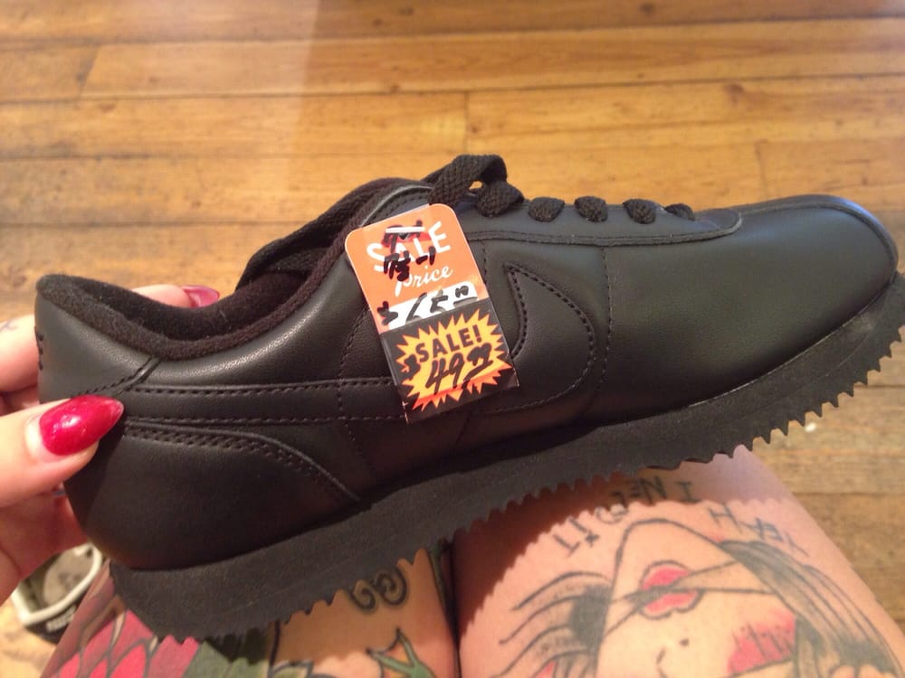 Sneaker City 22 Reviews Shoe Stores 110 Pike St, Downtown