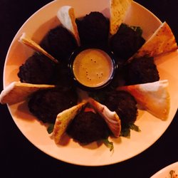 Best Restaurants That Deliver In Louisville Ky Last Updated 1 Eat A Pita