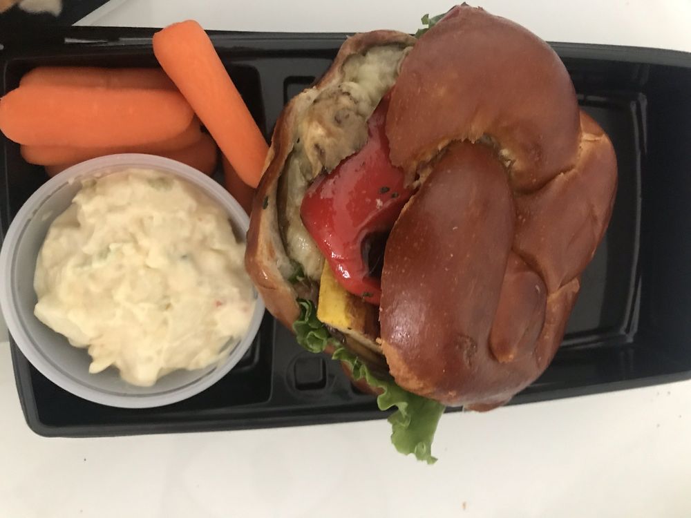 Emuna Glatt Kosher Catering