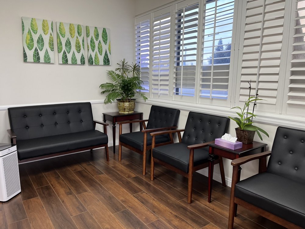 image of business Del Amo Dental Care