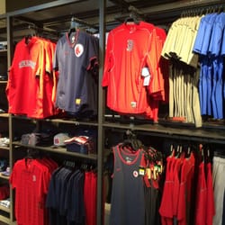 Nike Boston - 26 Photos & 77 Reviews - Shoe Stores - 200 Newbury St ... Nike Boston - 26 Photos & 77 Reviews - Shoe Stores - 200 Newbury St ...