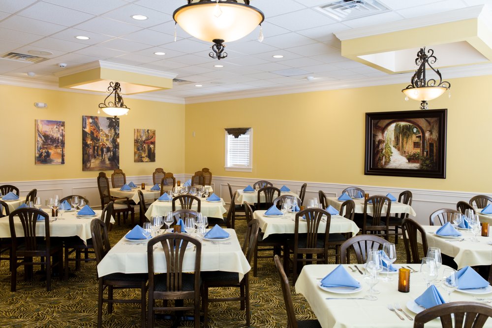 Suncrest Golf & Grille