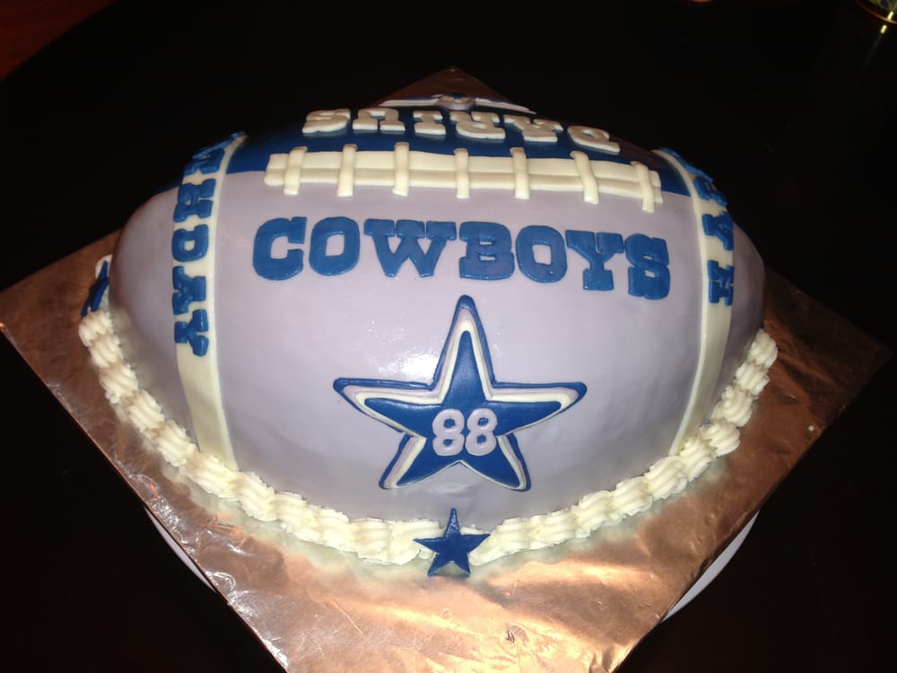 Dallas Cowboys Football Cake Vanilla Butter Cake with