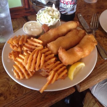 Best Western Pioneer Inn 56 Photos 53 Reviews Hotels 658 Photo Of Best Western Pioneer Inn Lahaina Hi United States Fish And
