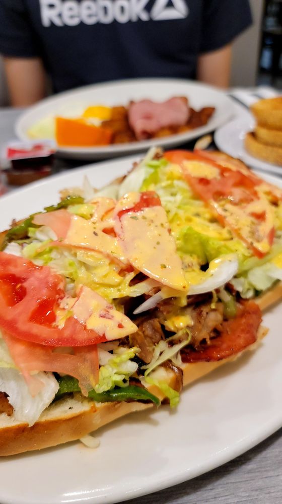 Déli-Forest Restaurant