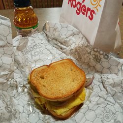 Roy Rogers 13 Photos 28 Reviews Fast Food 13884 Georgia Ave Photo Of Roy Rogers Aspen Hill Md United States