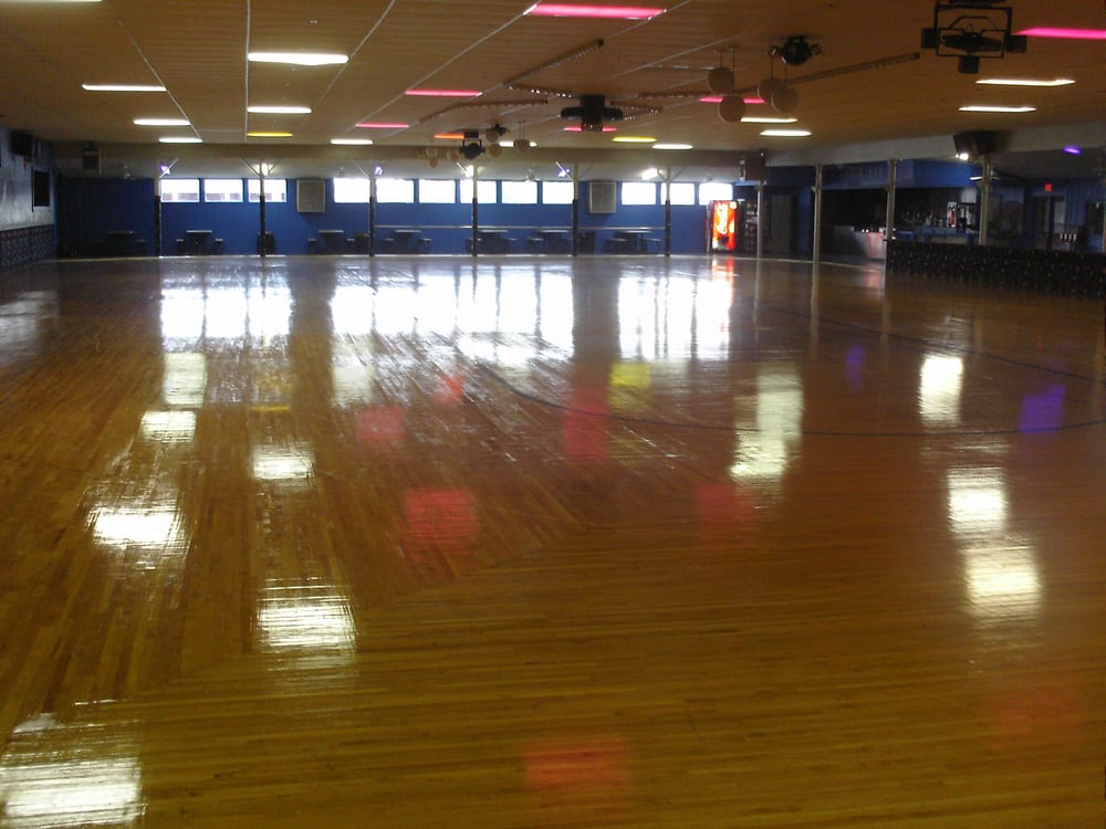 Bell’s Roller Skating Rink Skating Rinks 7009 US Hwy 30 E, Fort