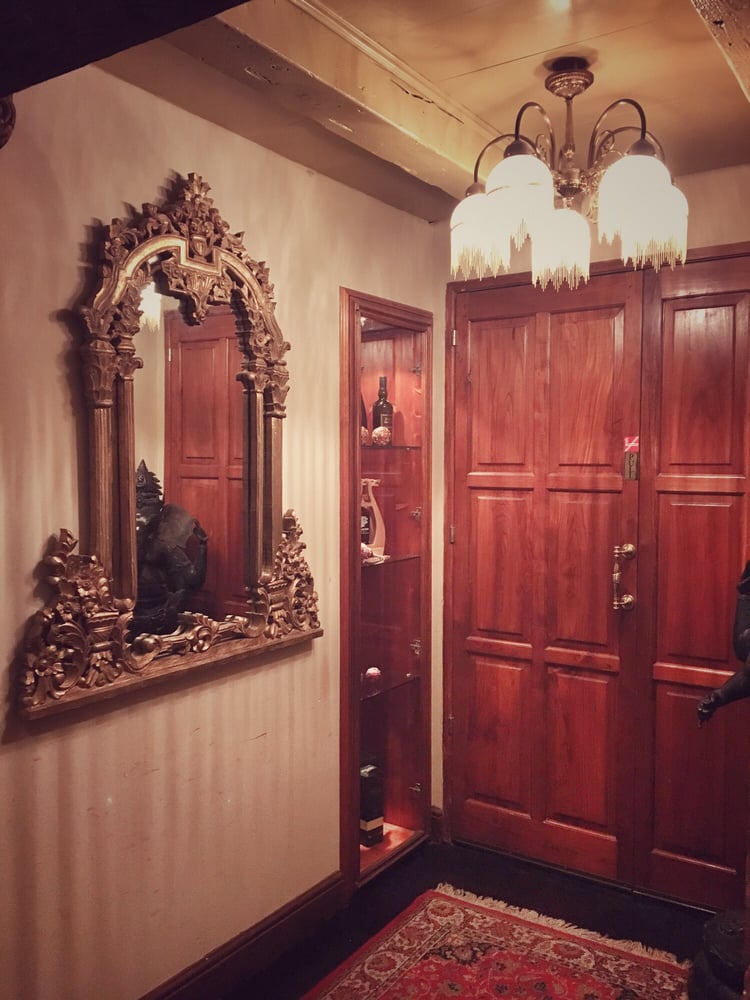 Planter’s Club 26 Photos & 28 Reviews Bars Zelinkagasse 4, Innere