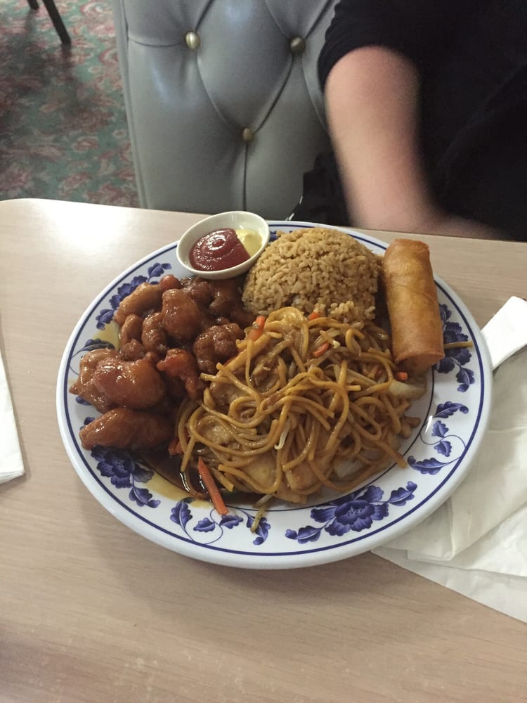 Orange chicken and chicken lo mein dinner Yelp