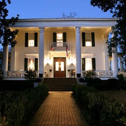 Washington Plantation Closed Hotels 15 Lexington Ave Photo Of Washington Plantation Ga United States At Dusk