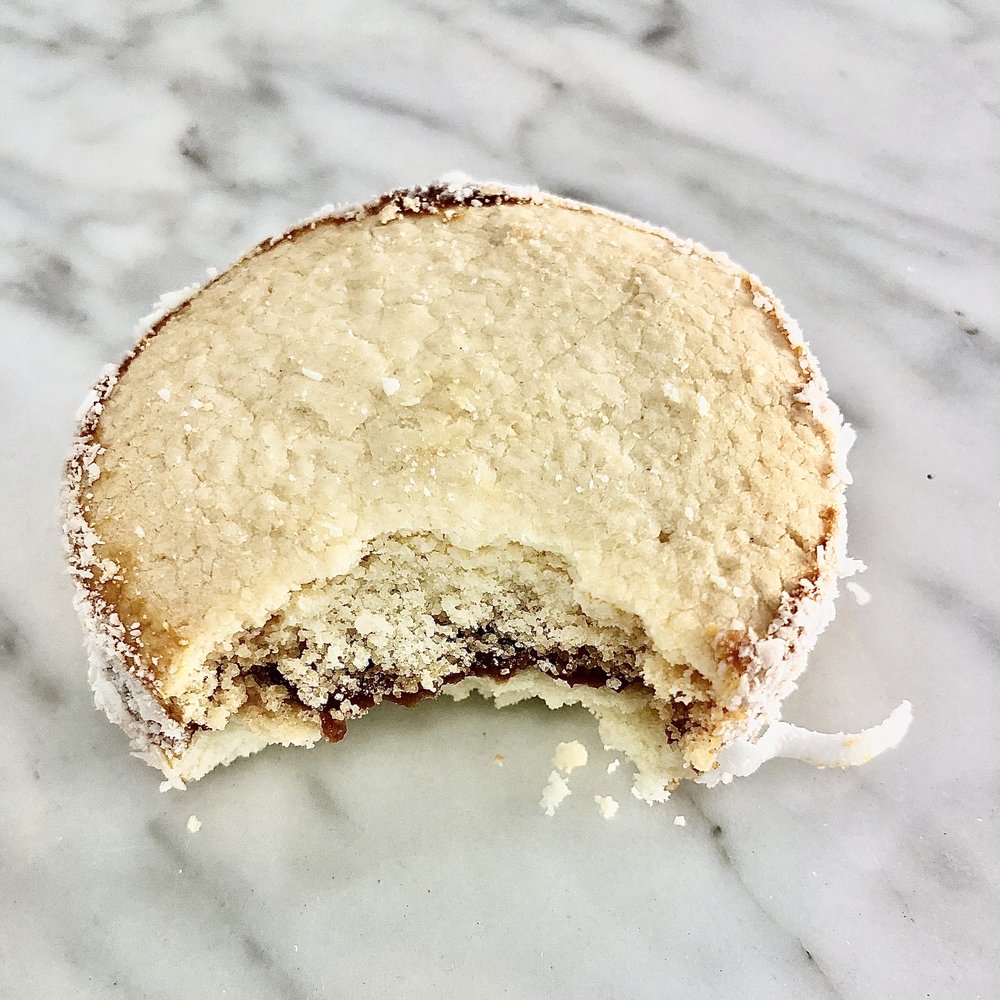 La Loma Bakery and Ice Cream Shop