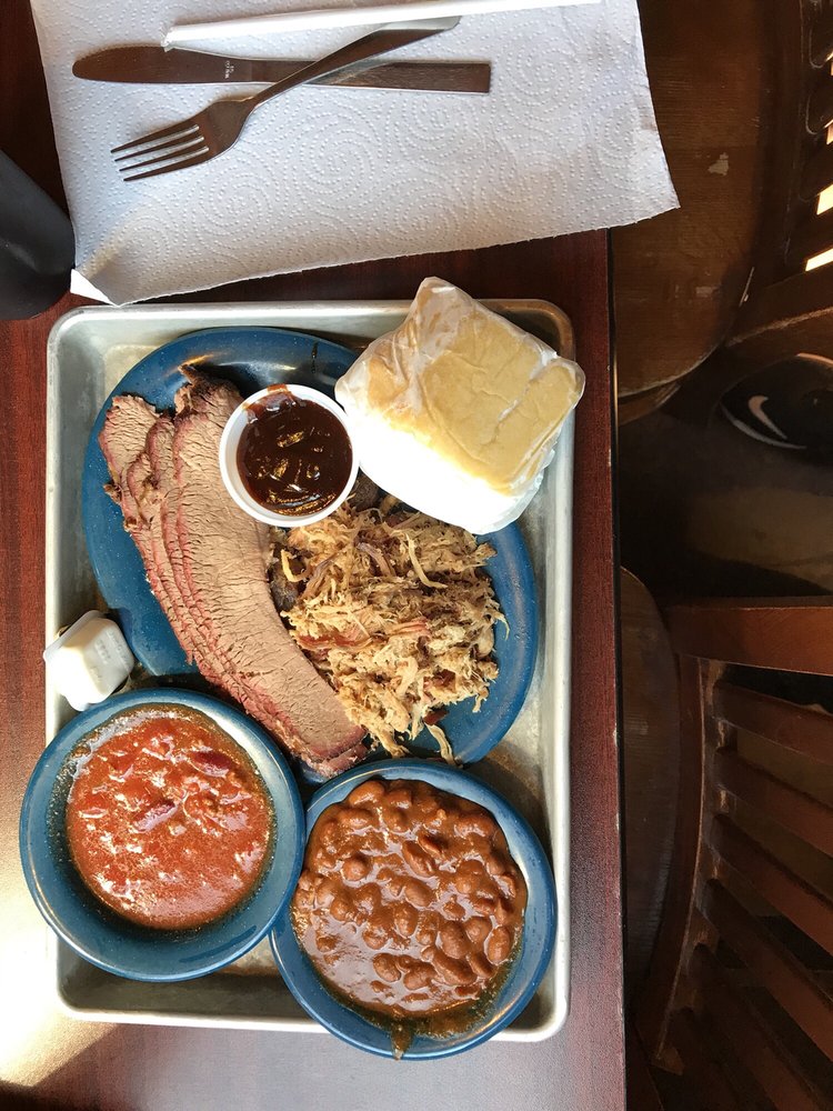 Hickory River Smokehouse - Peoria