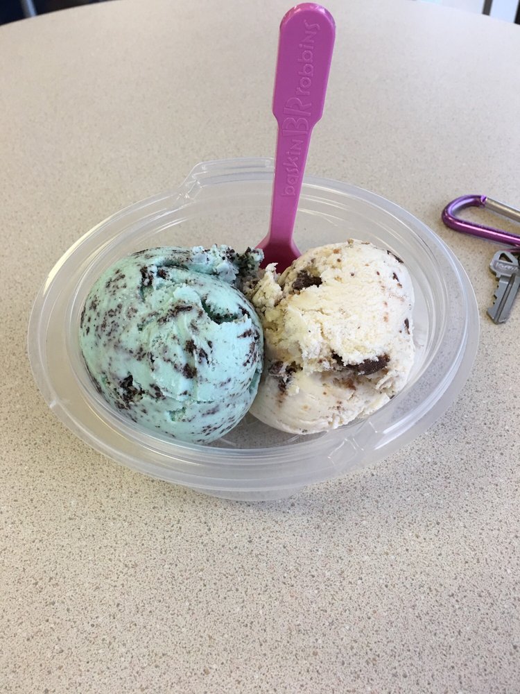 BaskinRobbins Ice Cream & Frozen Yogurt 11222 Florida Blvd, Baton