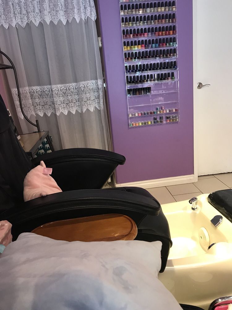 Magic Nails