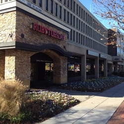 Ruby Tuesday Closed 16 Reviews American Traditional 4200 Photo Of Ruby Tuesday Washington Dc United States From Wisconsin Ave