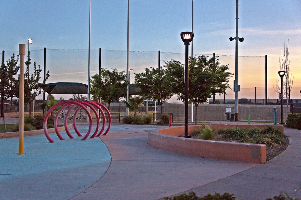 Figarden Loop Park 27 Photos & 17 Reviews Parks 4265 W Figarden