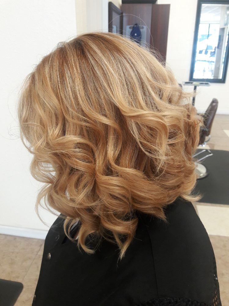 Mago Beauty Salon