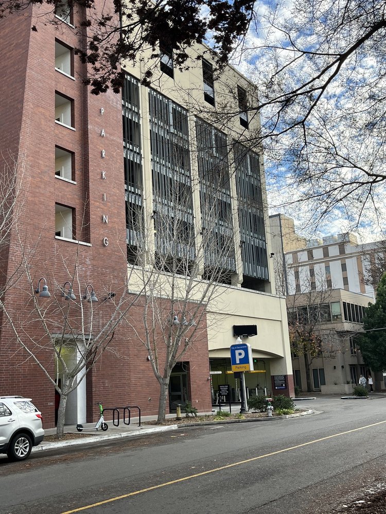 City of Sacramento Memorial Garage