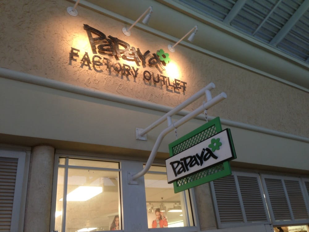 Papaya Factory Outlet Women's Clothing 8200 Vineland Ave