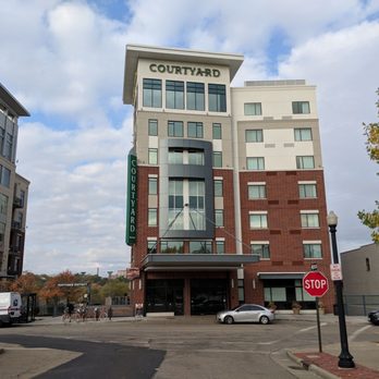 Courtyard By Marriott Akron Downtown 51 Photos 13 Reviews Photo Of Courtyard By Marriott Akron Downtown Oh United States View