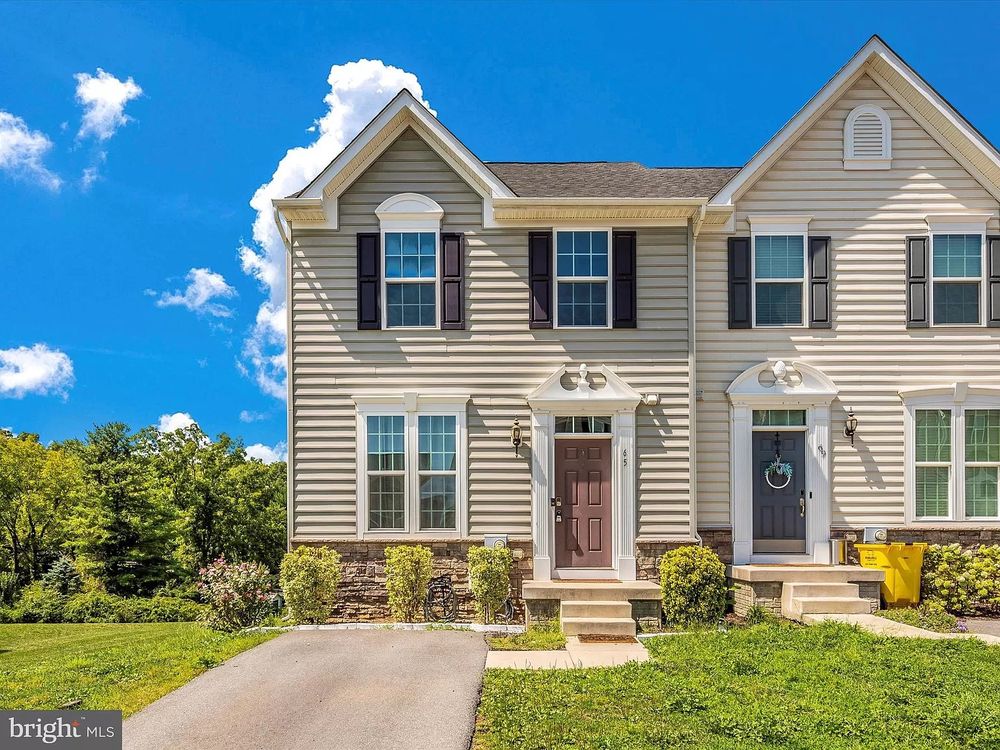 Vimi Walker - Keller Williams Realty