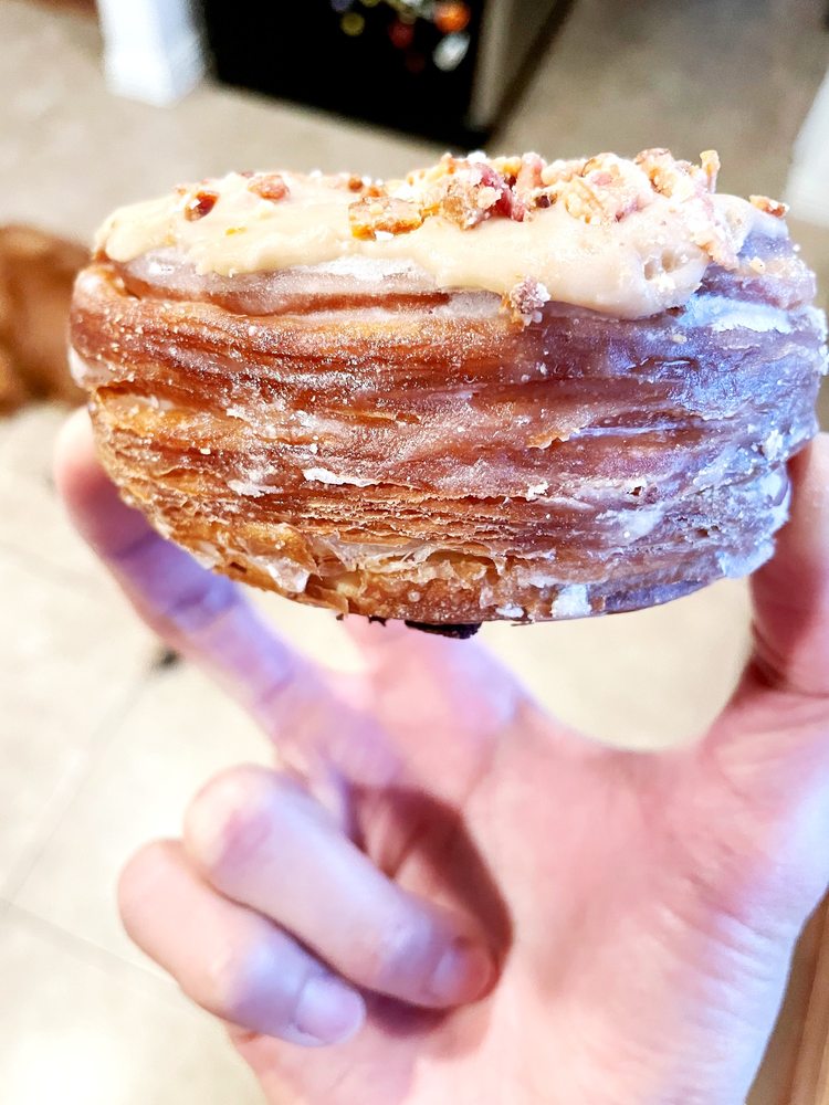 Rose Donut & Sandwiches Rose Donut & Sandwiches