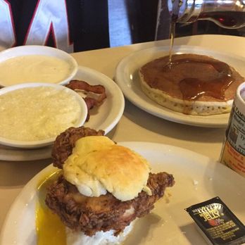 Gritz Family Restaurant 114 Photos 150 Reviews Breakfast Photo Of Gritz Family Restaurant Mcdonough Ga United States Giant Fried En