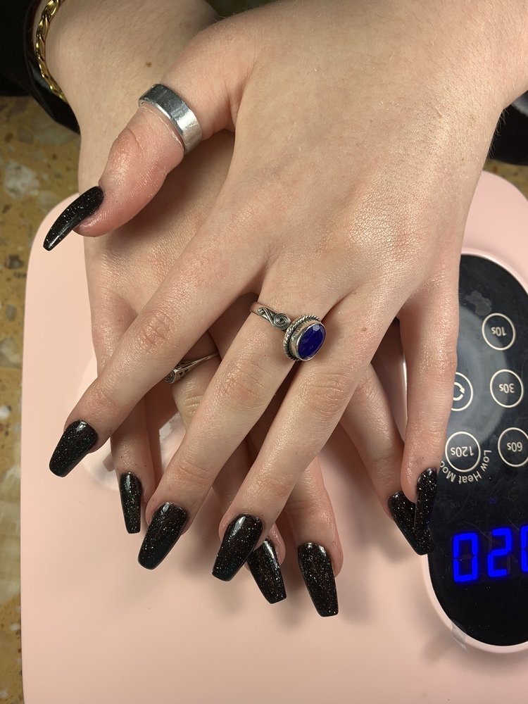 Pro Nail & Tanning