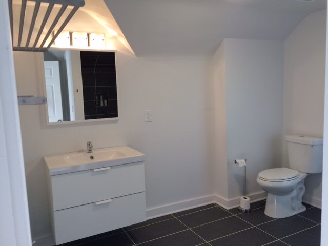 image of business First Class Tile