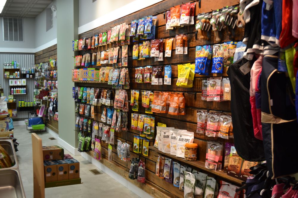 The Urban Mutt 59 Photos & 32 Reviews Pet Stores 23 S La Grange