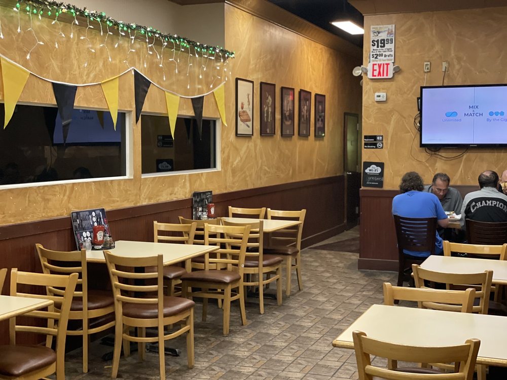 Gino Brothers Pizzeria & Bar