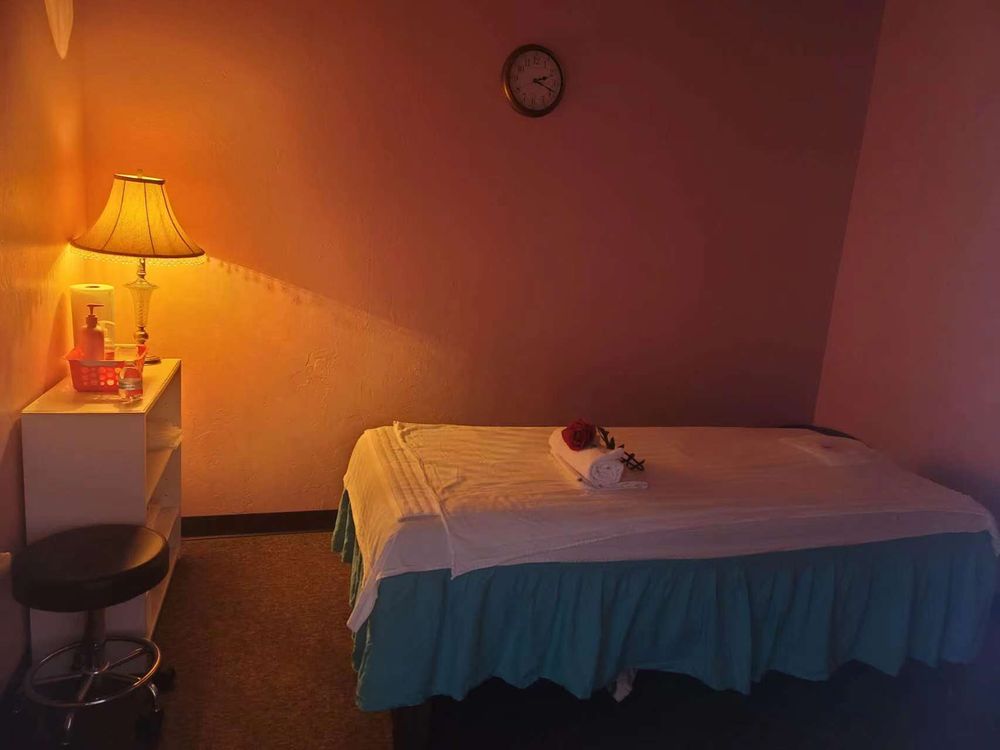 Healthy Life Massage Center