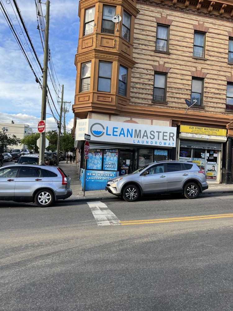Clean Master Laundromat