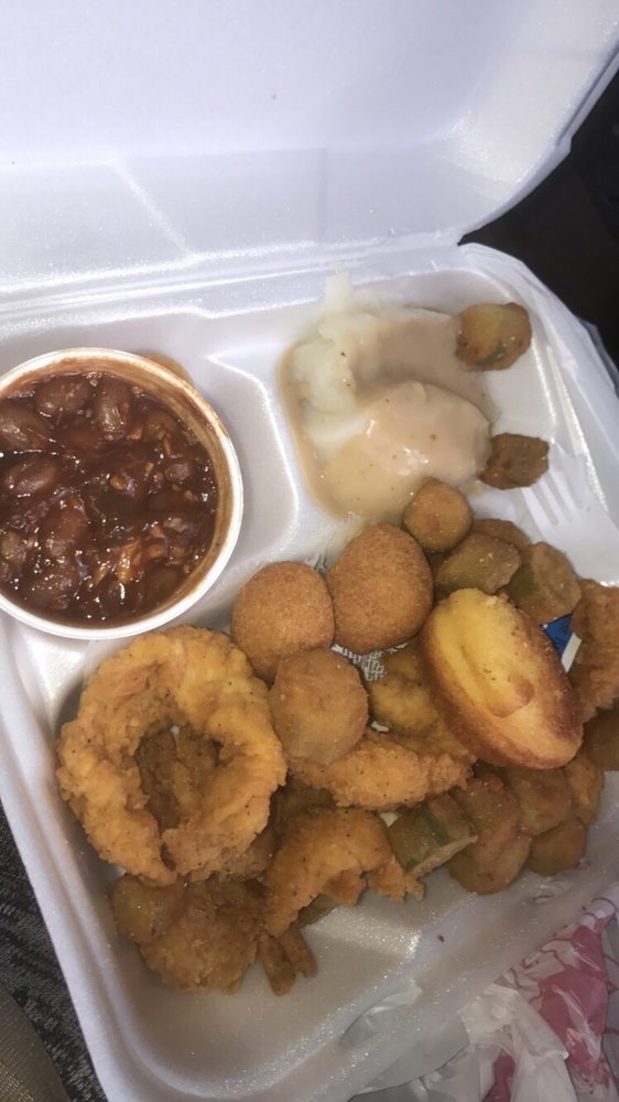 Hart’s Fried Chicken Chicken Wings 1866 Dauphin Island Pkwy, Mobile