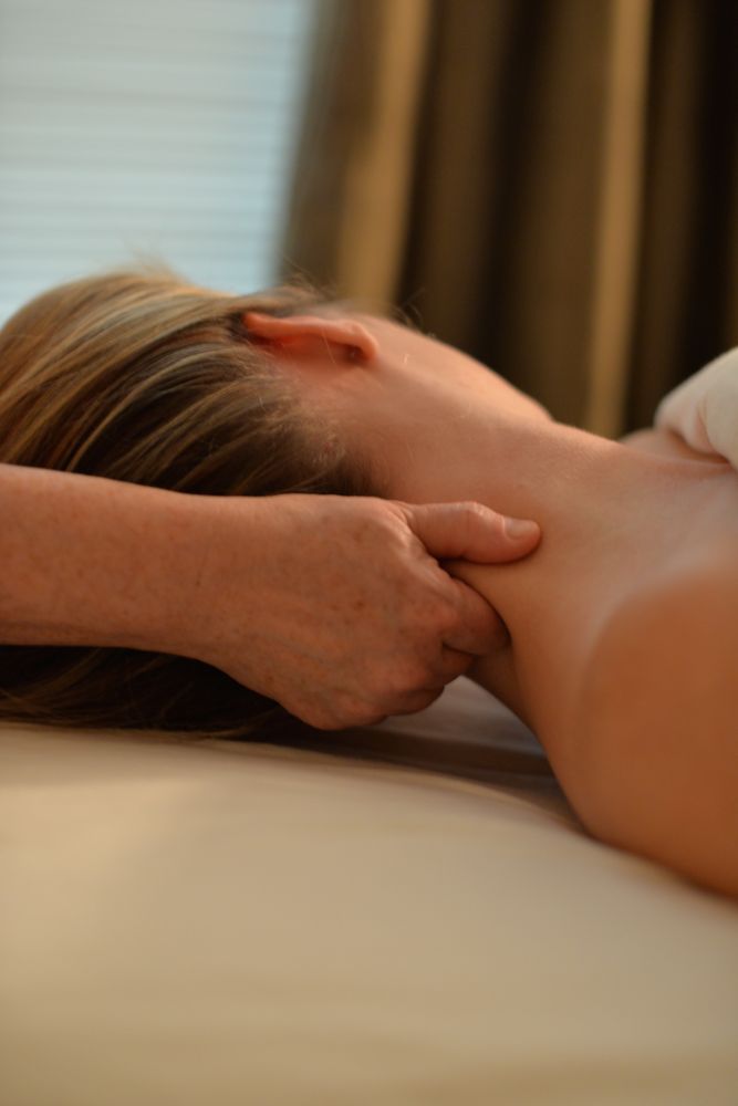 Golden Hands Therapeutic Massage