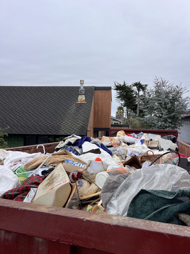 San Luis Movers & Junk Removal
