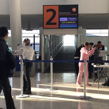 volaris 29 photos 58 reviews airlines aeropuerto miguel volaris baggage size