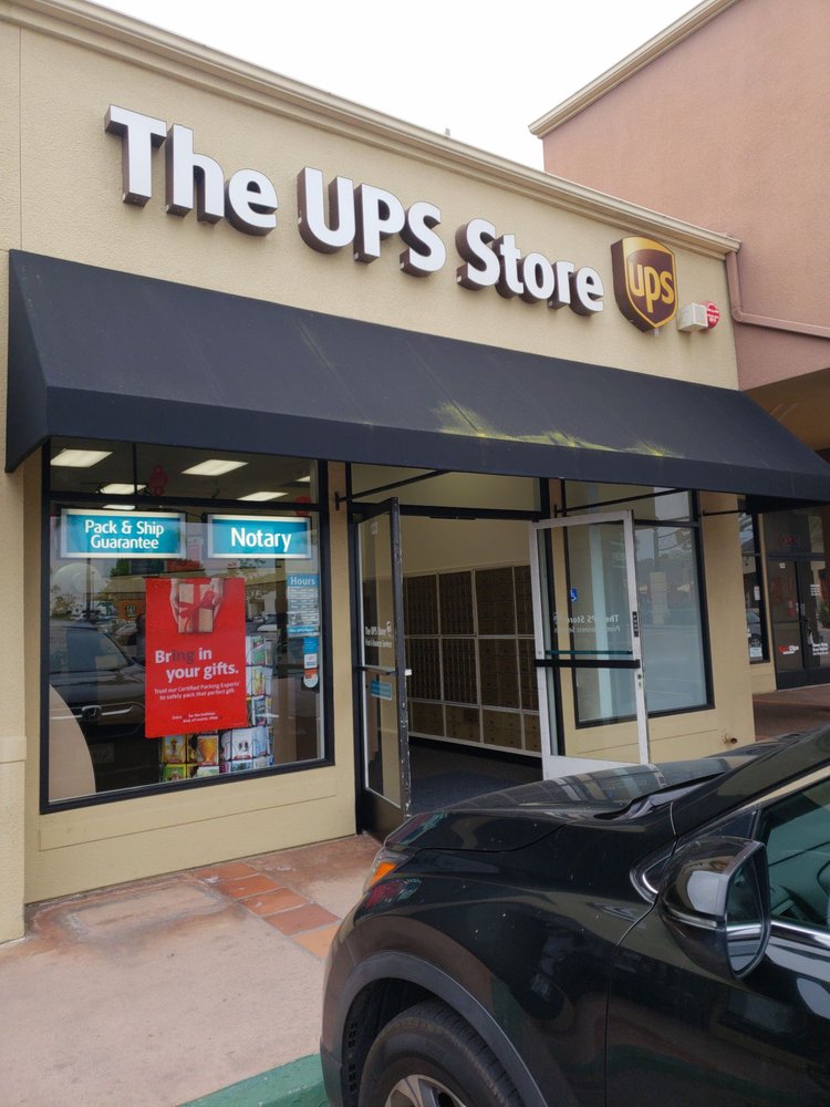The Ups 14 Photos 90 Reviews Centers