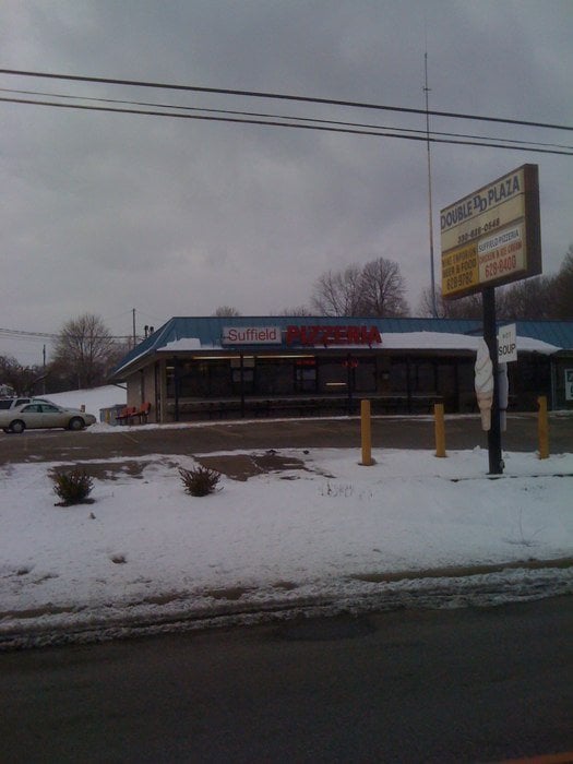 Suffield Pizzeria Pizza 1431 State Rt 43, Mogadore, OH Restaurant