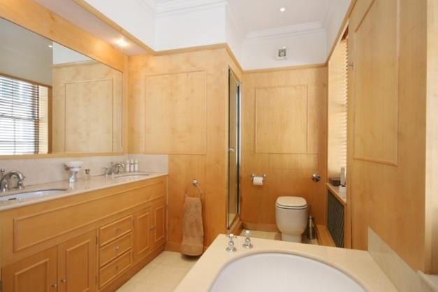 image of business Roberts Flooring & More