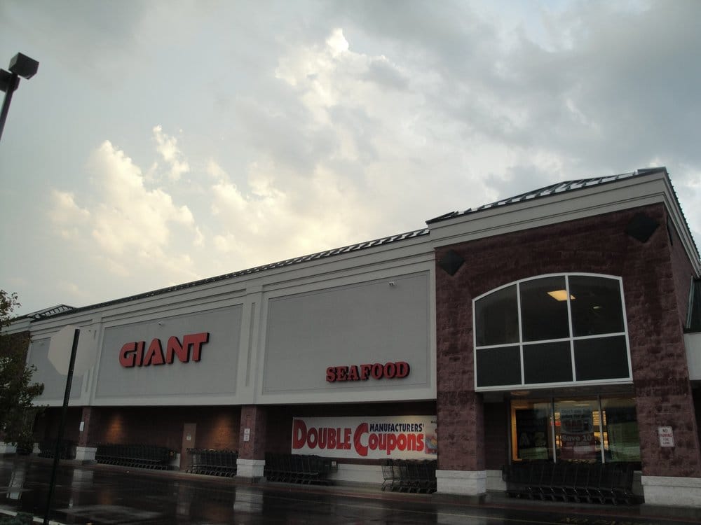 Giant Foods Store